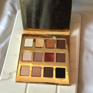 Eye Adore You Eyeshadow Palette
